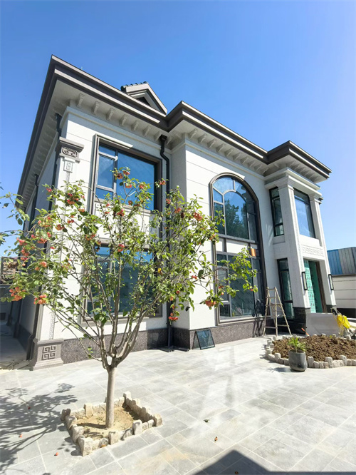 顺义毛家营村自建别墅外墙高端定制装饰，冠晶石深槽工艺！